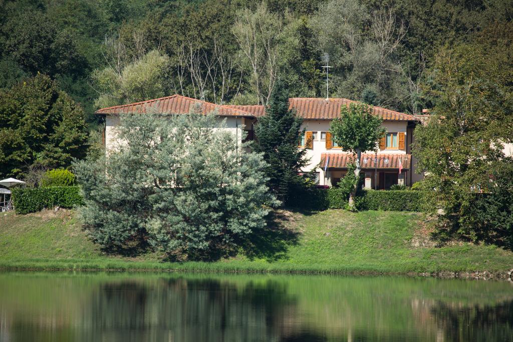 Hotel Del Lago Cavriglia Eksteriør bilde