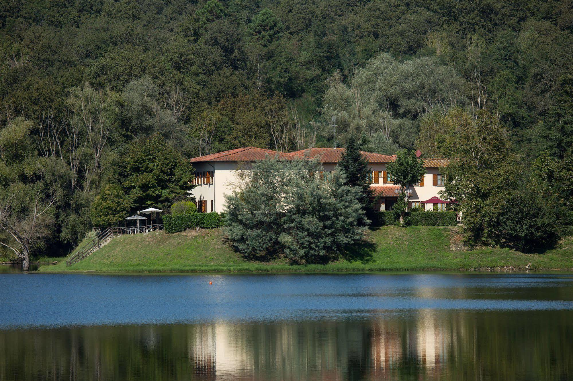 Hotel Del Lago Cavriglia Eksteriør bilde