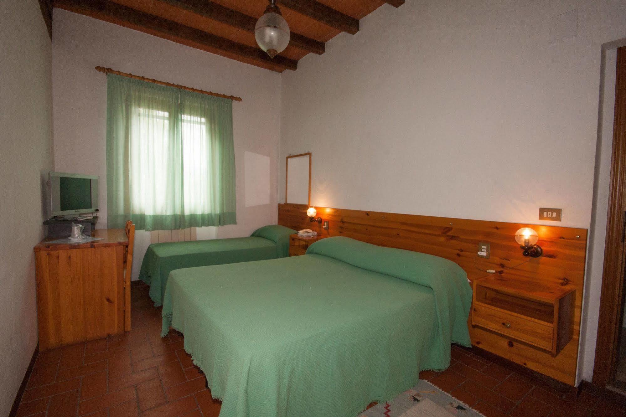Hotel Del Lago Cavriglia Eksteriør bilde