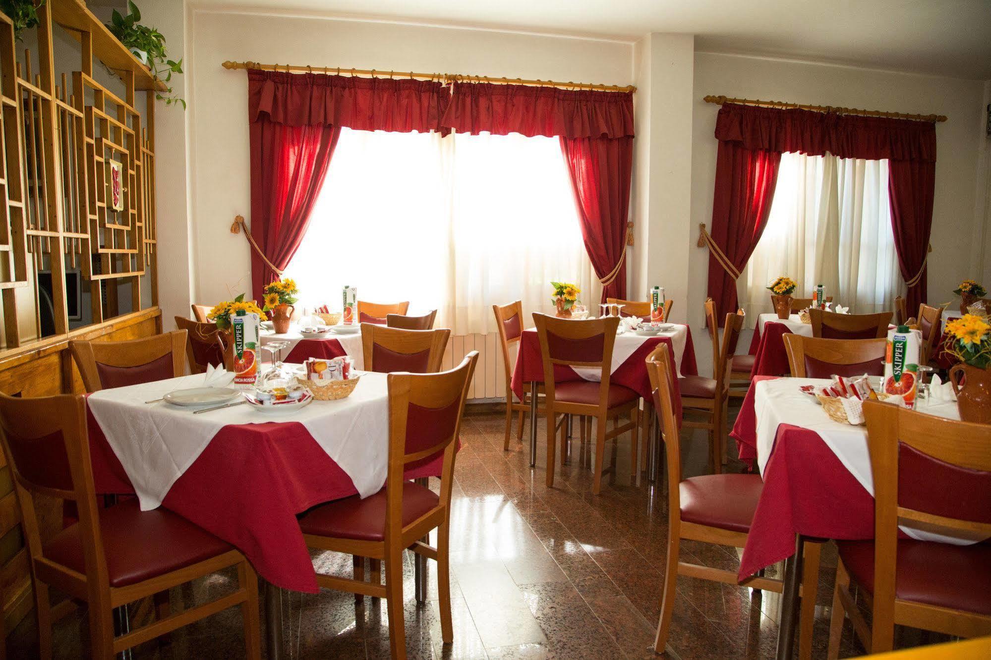 Hotel Del Lago Cavriglia Eksteriør bilde