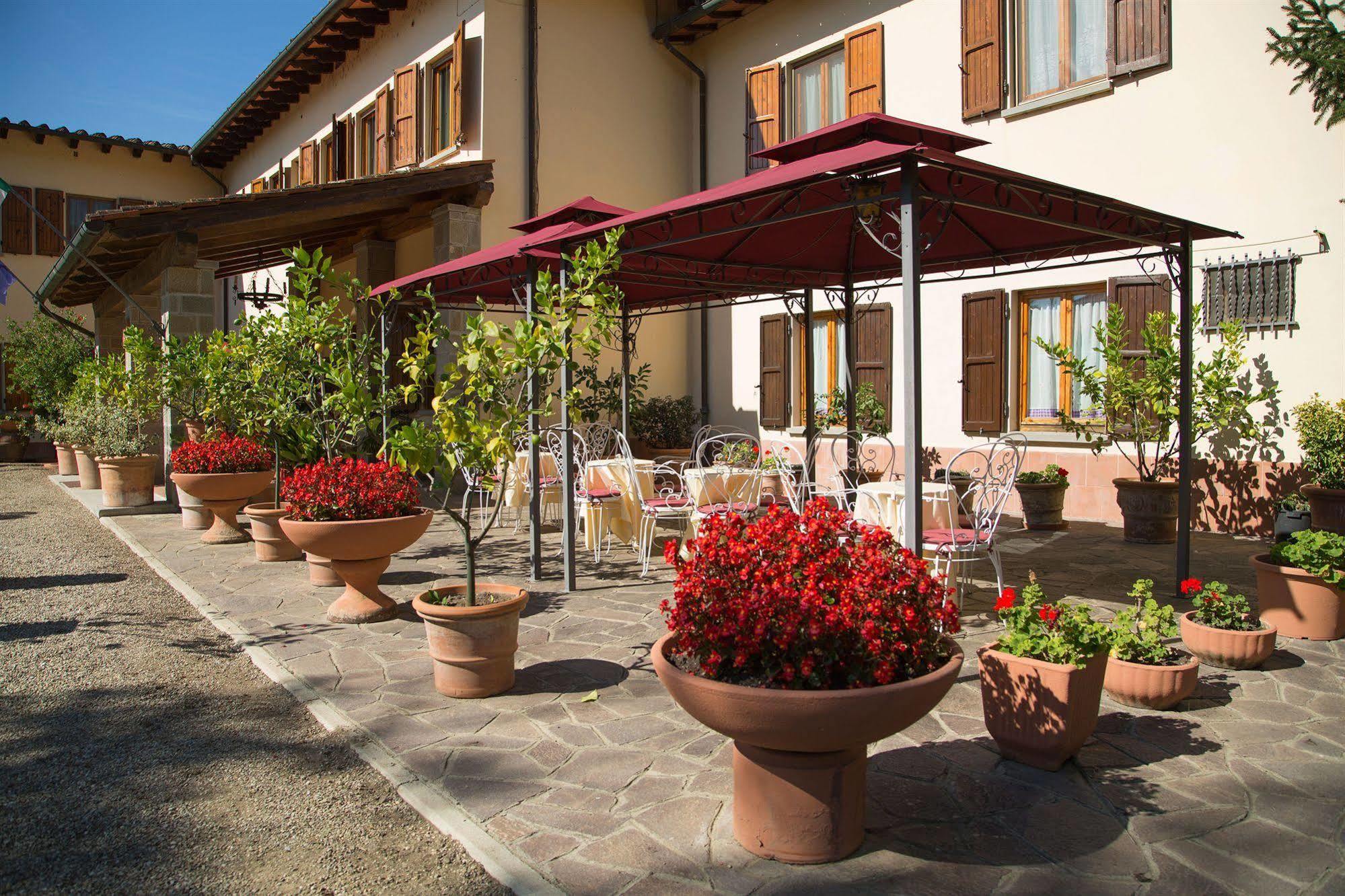 Hotel Del Lago Cavriglia Eksteriør bilde